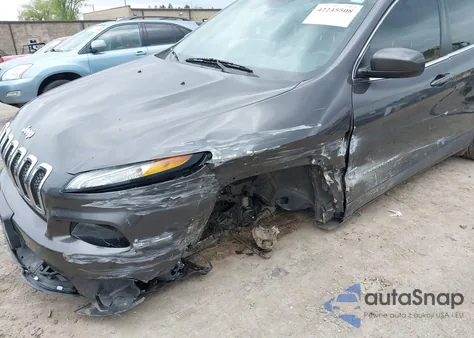 2018 Jeep Cherokee Latitude Plus Fwd из США, поврежденный, VIN 1C4PJLLB5JD510090